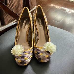 Poetic License Gray and Yellow Heels with Floral Accent